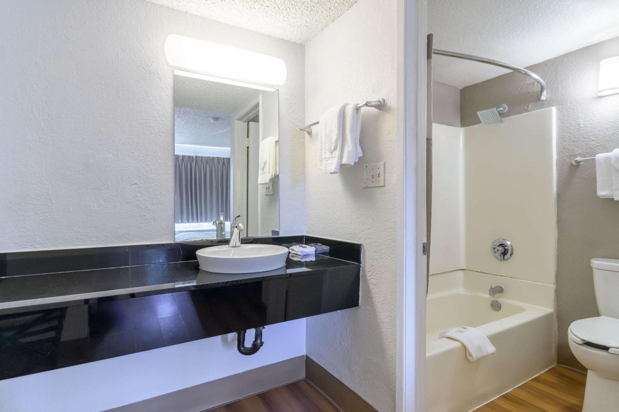 Motel 6 Hayward, Ca- Silicon Valley Gateway Bagian luar foto