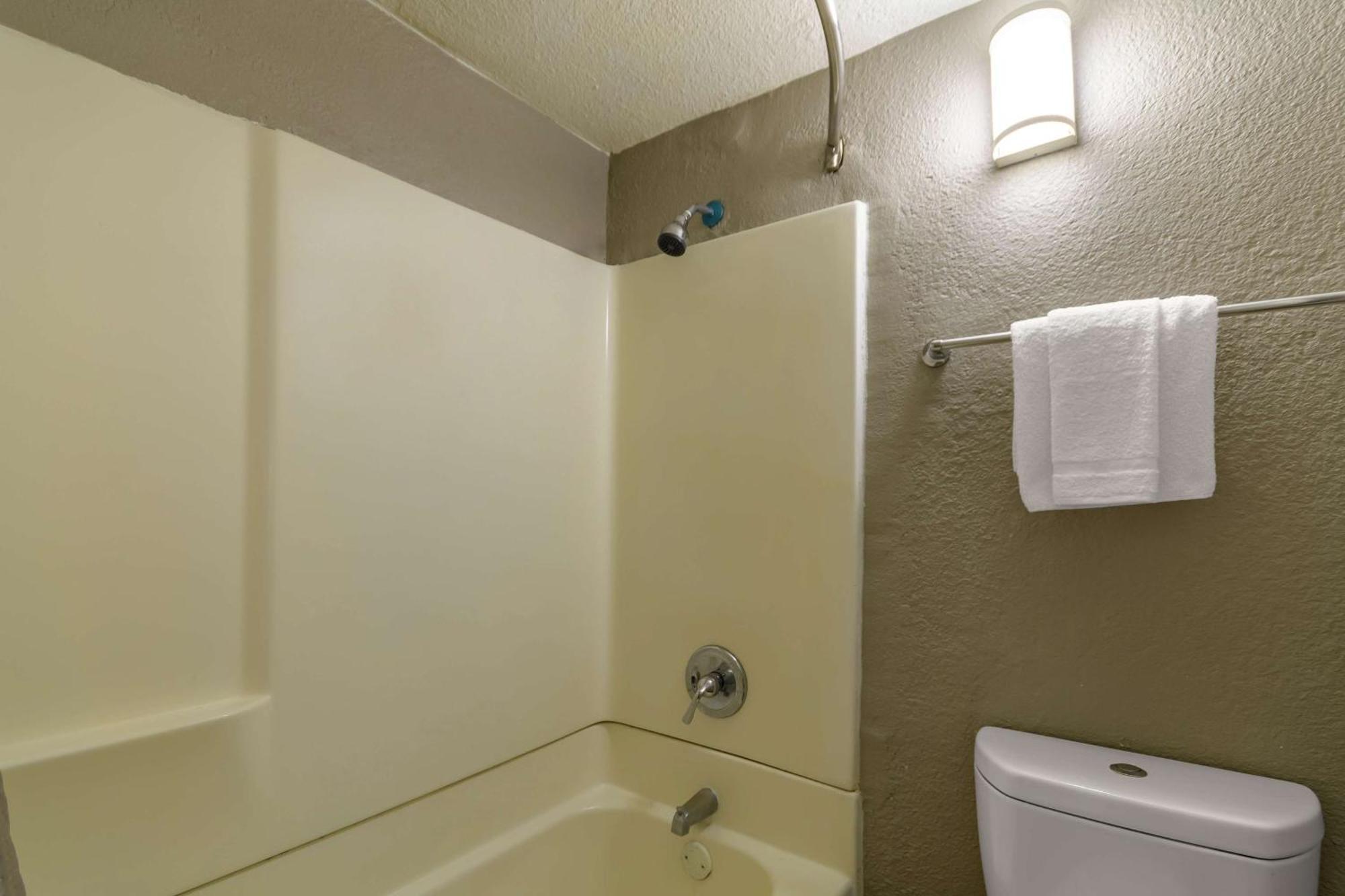 Motel 6 Hayward, Ca- Silicon Valley Gateway Bagian luar foto