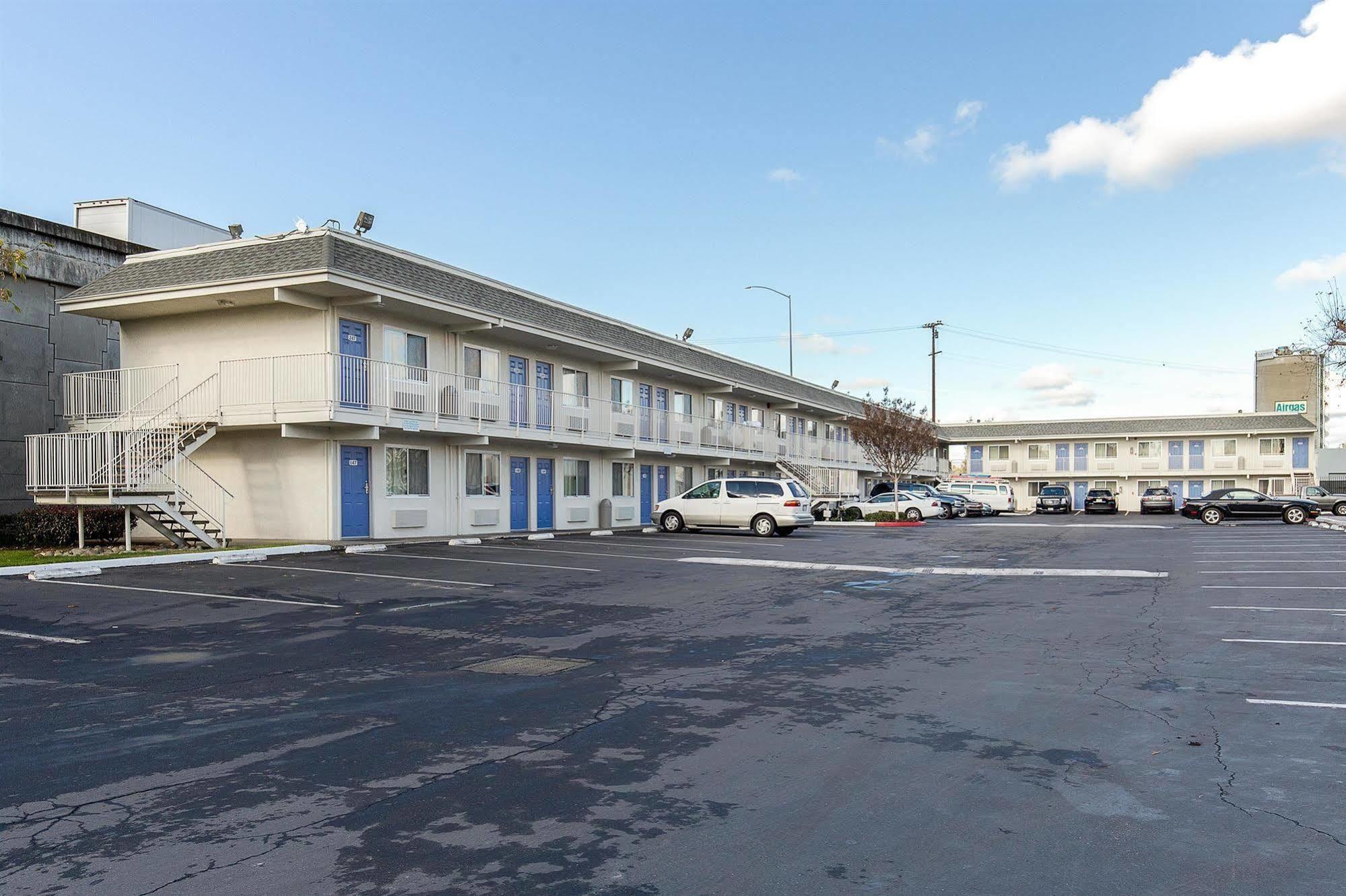 Motel 6 Hayward, Ca- Silicon Valley Gateway Bagian luar foto